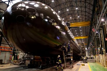 El primer submarino de la serie S-80 en las instalaciones de Navantia en Cartagena, el pasado 15 de abril.