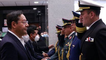 El presidente de Bolivia, Luis Arce, durante el nombramiento de la nueva cúpula militar, en noviembre.