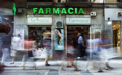 Una farmacia en la calle de Preciados en Madrid.