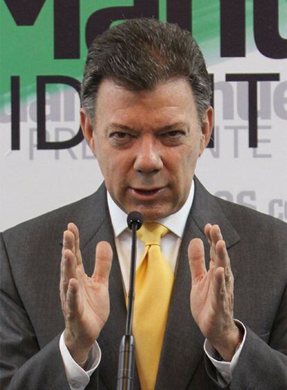 Juan Manuel Santos, ayer, tras su reunión con el Partido Liberal.