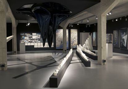 Vistas de la exposición Zaha Hadid. Beyond Boundaries, Art and Design en  Ivorypress