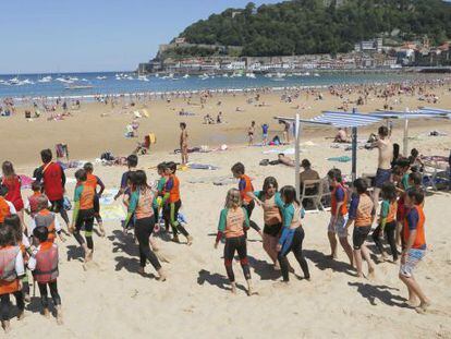 Vista playa La Concha en San Sebastian.
 i