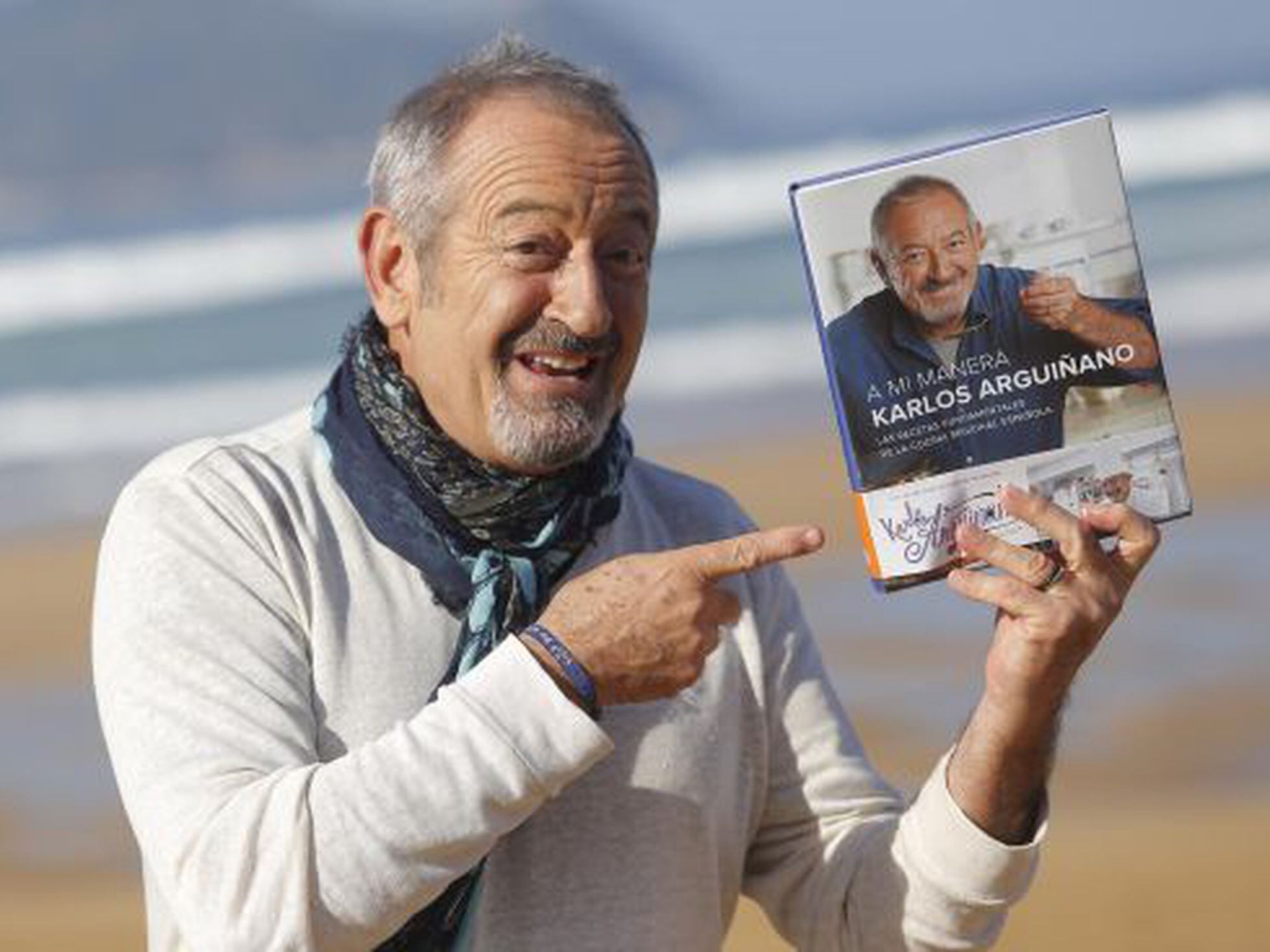 Arguiñano ha sacado nuevo libro, que cuenta también con recetas de su hijo