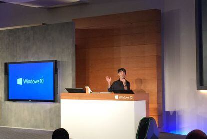 Joe Belfiore, vicepresidente de Microsoft, durante la presentación.