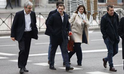 El presidente de Ciudadanos Albert Rivera a su llegada este miércoles a la reunión de la Ejecutiva Nacional del partido en Madrid.