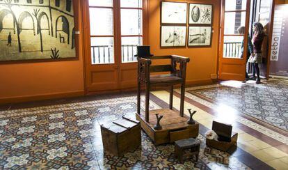 La silla de limpiar de Fructuós Canonge en la sede de Setba de Barcelona.