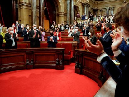 Investidura de Pere Aragonès (en el centro), este viernes en el parlamento de Cataluña.