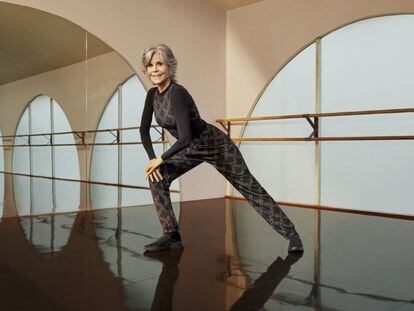 Jane Fonda en una de las imágenes de la nueva campaña H&M Move.