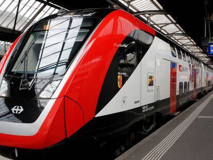 Tren de Bombardier en Zúrich (Suiza).