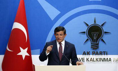 El primer ministro turco, Ahmet Davutoglu, este jueves en Ankara.