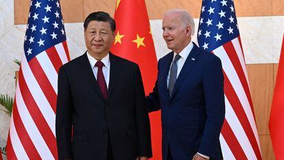 El presidente de China, Xi Jinping,  y Joe Biden, en 2022.