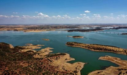 Vista del embalse de Alqueva, cerca de Olivenza.