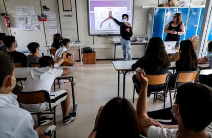 MÃ¡s porno, mÃ¡s enfermedades y menos uso del condÃ³n: la educaciÃ³n sexual  suspende en las escuelas | EducaciÃ³n Secundaria, Bachillerato y FP | EL PAÃS