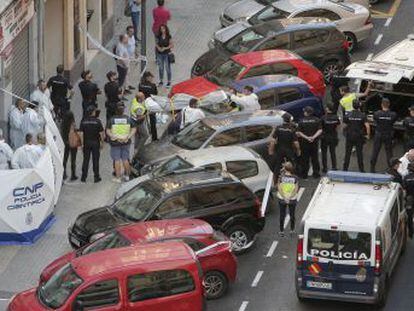 La víctima es Alberto Ferrer, un peluquero de 42 años, con quien el presunto asesino mantenía una relación sentimental