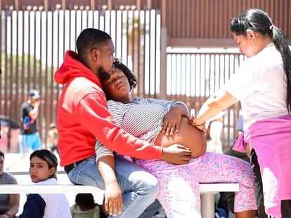Una migrante haitiana embarazada en la frontera de México y Estados Unidos, el pasado 21 de mayo.