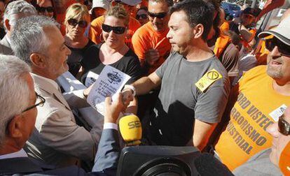 El presidente de la Junta de Andalucía, José Antonio Griñán, dice que luchará por los empleos de la filial de Visteon.