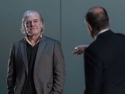 El actor Llu&iacute;s Homar en la obra &#039;El profesor Bernhardi&#039; en el Teatre Nacional de Catalunya. 