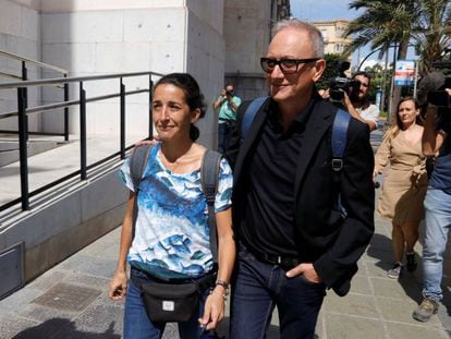 Patricia Ramírez, la madre de Gabriel, a su llegada esta tarde a la Audiencia de Almería.