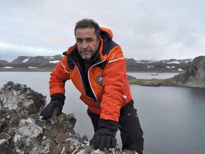 El capit&aacute;n de fragata Javier Montojo Salazar fotografiado hace unos d&iacute;as durante la campa&ntilde;a ant&aacute;rtica. 