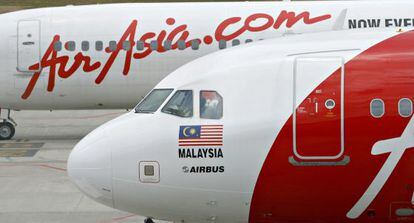 Un Airbus A320 de Air Asia en Kuala Lumpur.