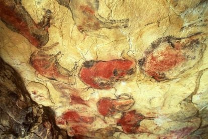Pinturas en la cueva de Altamira, realizadas durante el Paleolítico Superior.