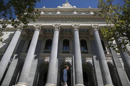 Fachada de la Bolsa de Madrid