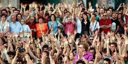 Asamblea de indignados en la Puerta del Sol.