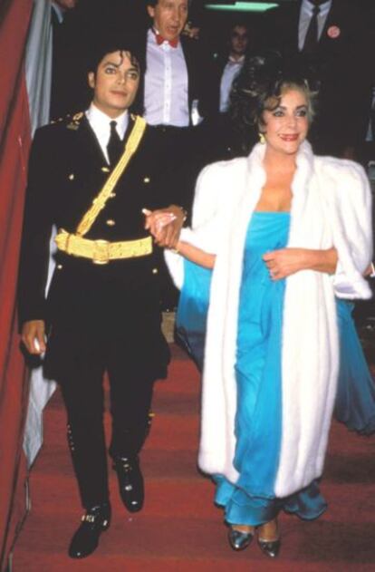 Michael Jackson y Elizabeth Taylor en los 80.