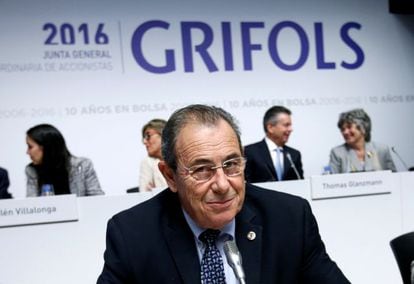 El presidente de Grifols, Victor Grifols, en la junta de accionistas