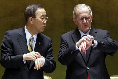 Ban Ki-moon y Joseph Deiss, en el inicio de la cumbre de la ONU en Nueva York