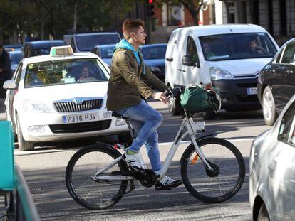 Bicicleta urbana en Madrid.