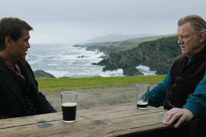 Colin Farrell y Brendan Gleeson, en 'Almas en pena de Inisherin', de Martin McDonagh