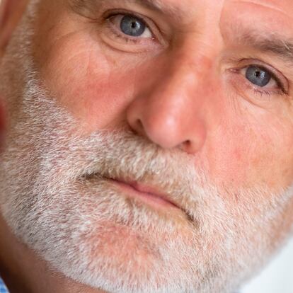 25-05-22BP1001 José Andrés, cocinero,  en el hotel Wellington. Bernardo Pérez