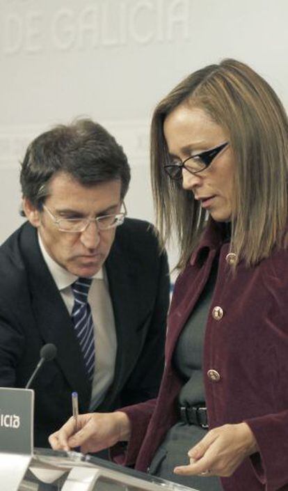 Feijóo y Muñoz, ayer en el Consello de la Xunta. / A. I.