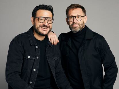 Dani de la Torre y Alberto Marini, creadores de 'La Unidad', en una imagen cedida por la productora.