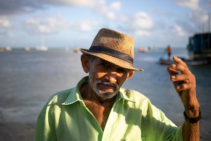 Antônio Kardec tenía cuatro años cuando Jacaré, Jerônimo, Tatá y Manuel Preto partieron en la balsa São Pedro rumbo a Río de Janeiro.