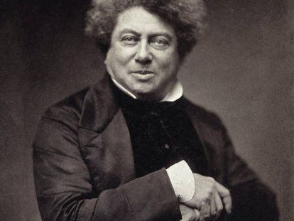 Alejandro Dumas, retratado en 1855.