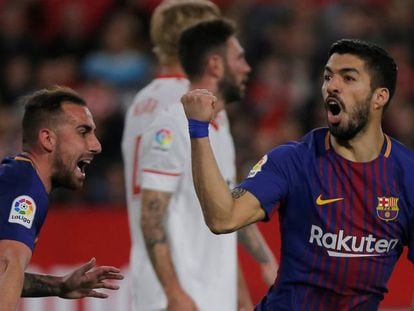 Suárez i Alcàsser celebren el primer gol blaugrana.