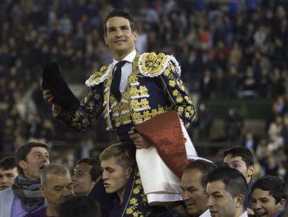 Jos&eacute; Mar&iacute;a Manzanares en la plaza de Valencia, en marzo de 2014.