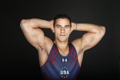 Los pedazo de brazos del gimnasta Jake Dalton.