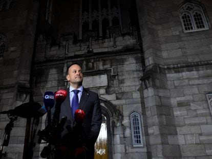 El primer ministro irlandés, Leo Varadkar, este sábado en Dublín tras la celebración del referéndum.