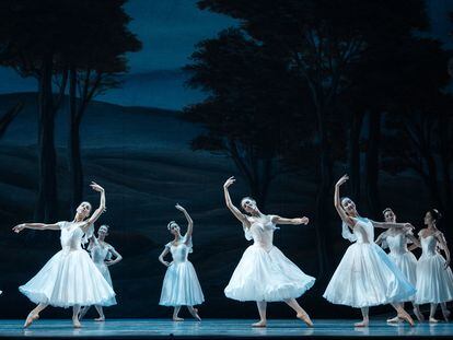 Escena de 'Le Sylphide', de la Compañía Nacional de Danza.