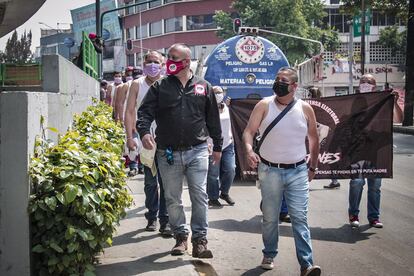 Miembros del grupo autodefensa “Mastines”, del partido RSP.