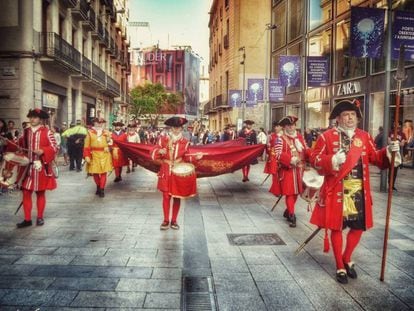 Un desfile de la Coronela.