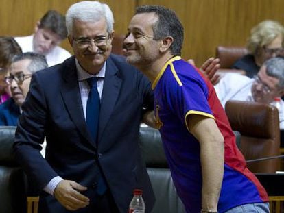 Jim&eacute;nez Barrios y Castro, con una camiseta republicana, este mi&eacute;rcoles.