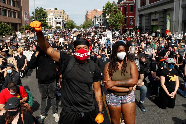 Manifestantes contra el racismo, este martes en la ciudad de Washington.