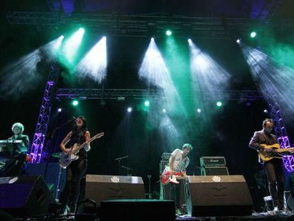 Actuaci&oacute;n de El Columpio Asesino en el concierto de MTV Beach Madrid. 