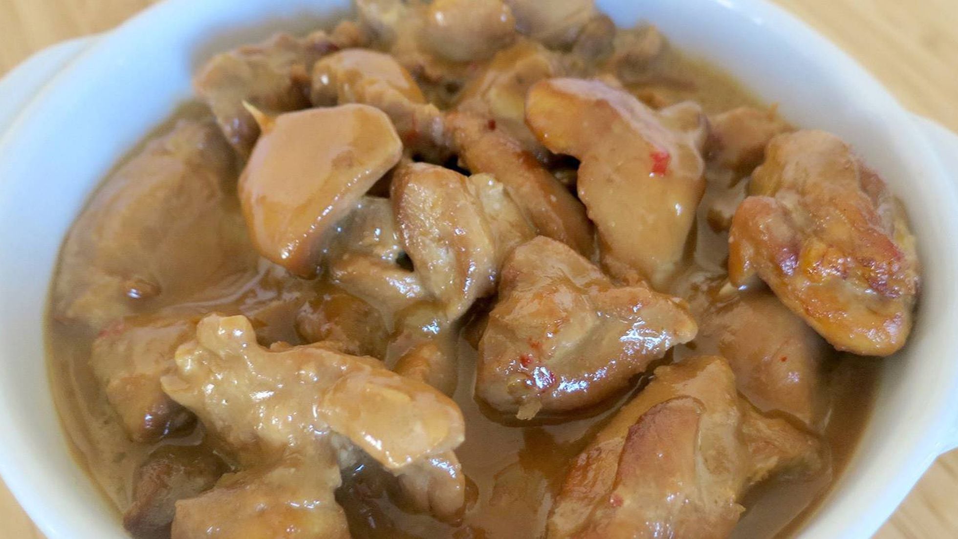 adobo comida filipina