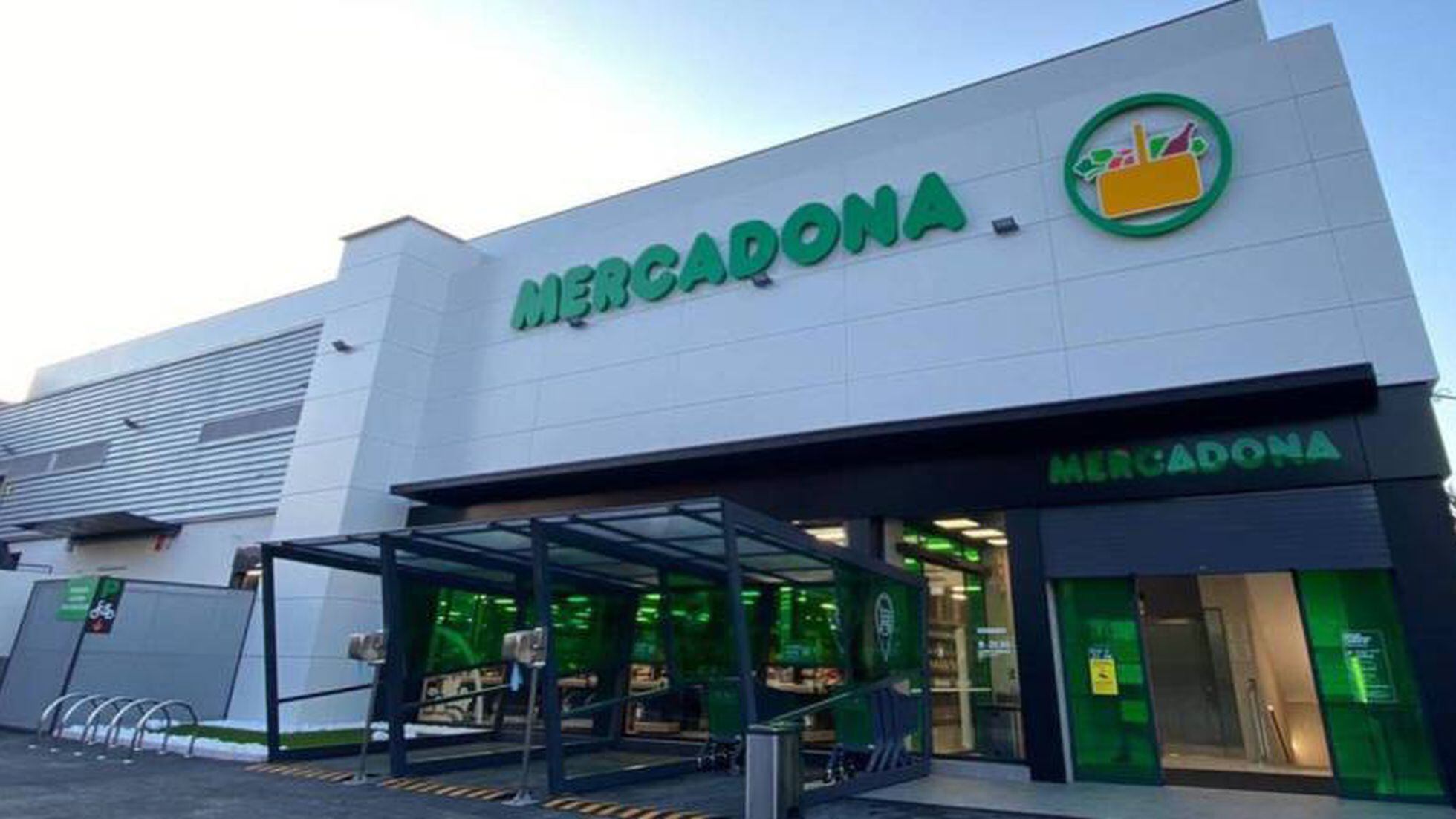 Mercadona retira un lote de pimentón de la Vera Hacendado tras detectar  presencia de Salmonella