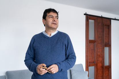 ​​​​​​Iván Danilo Rueda Rodríguez, Alto Comisionado para la Paz, en su apartamento en Bogotá, Colombia, el 7 de enero de 2023. 